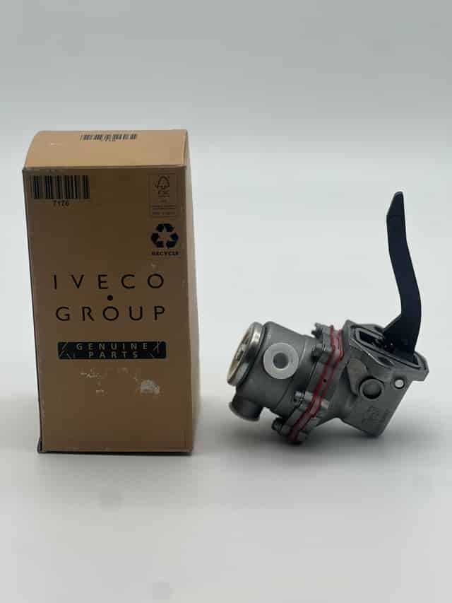 بومبة تشي في المحرك كارجو لسان طويل 6048 IVECO